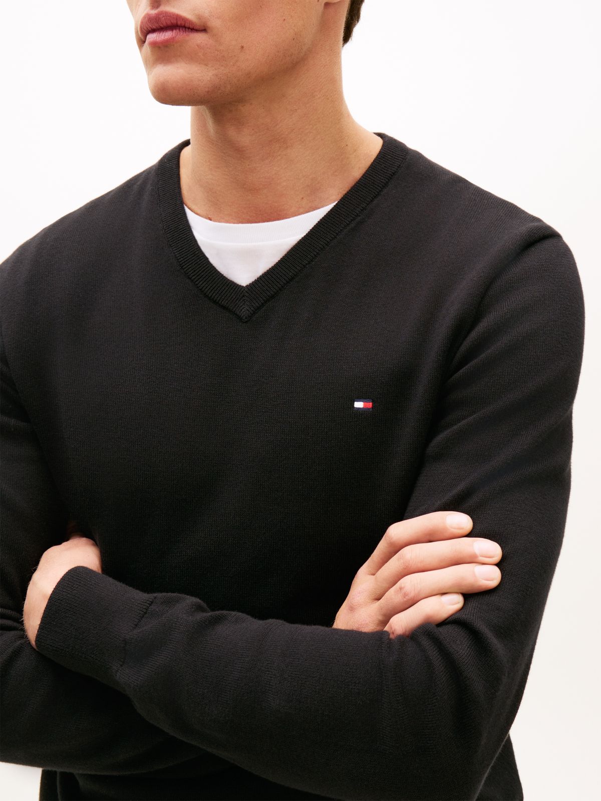Flag Embroidery V-Neck Jumper — Black