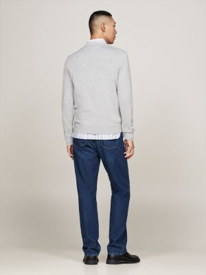 pull à col en v et drapeau brodé gris pour hommes tommy hilfiger