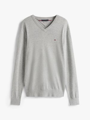 pull à col en v et drapeau brodé gris pour hommes tommy hilfiger