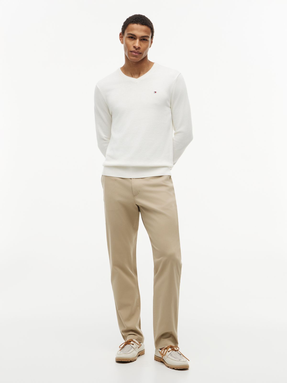 Flag Embroidery V-Neck Jumper — Yellow