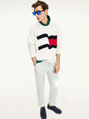 tommy white jumper