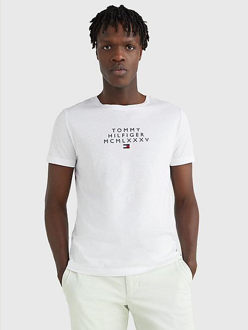 t-shirt à logo graphique blanc pour men tommy hilfiger