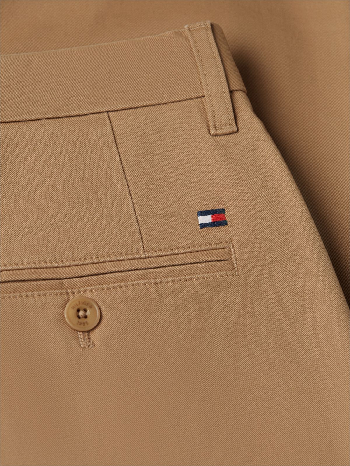 1985 Denton Slim Straight Leg Chinos — Brown