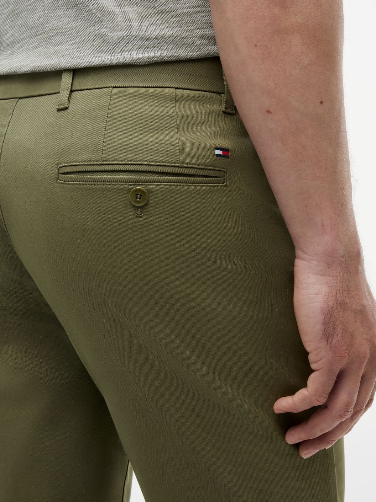 1985 Denton Slim Straight Leg Chinos — Green
