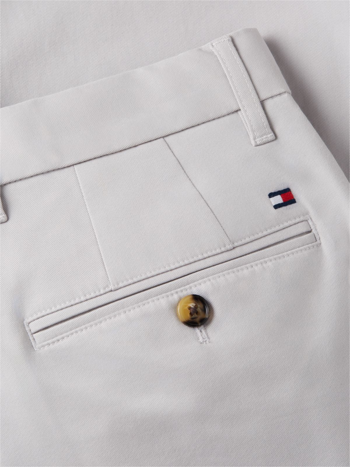 1985 Denton Slim Straight Leg Chinos — Grey