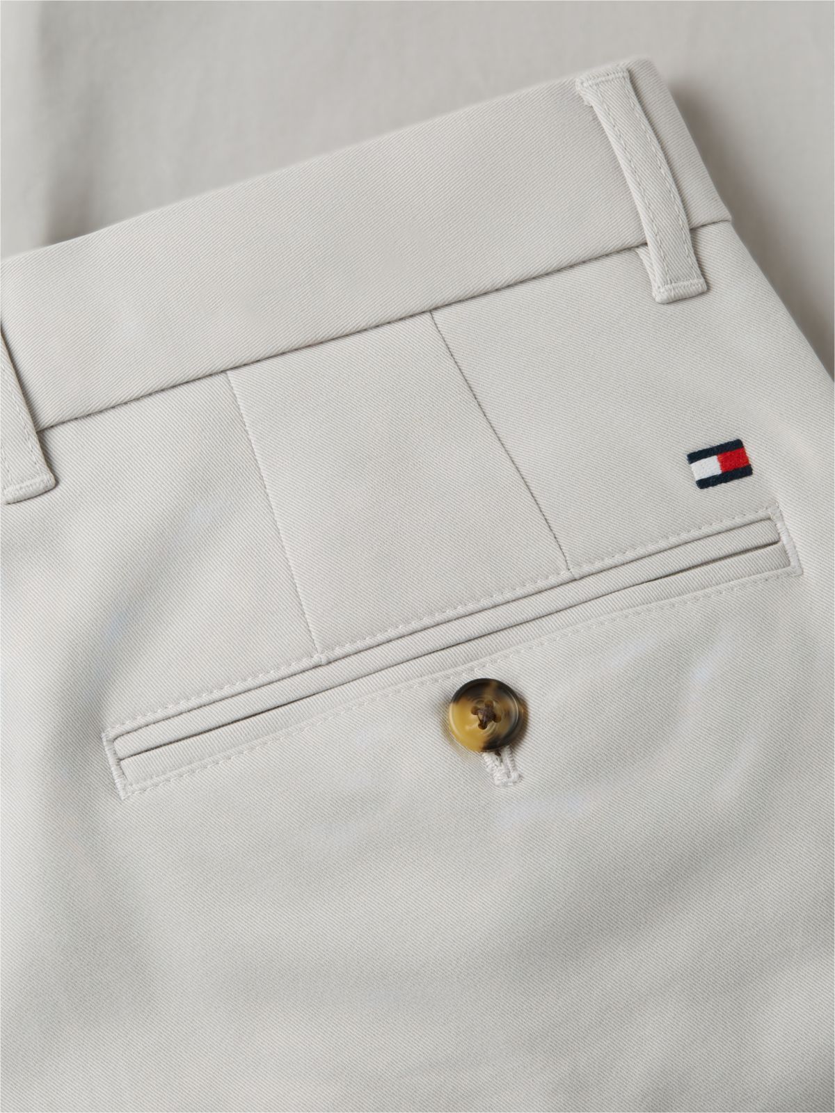 1985 Bleecker Slim Chinos — Grey