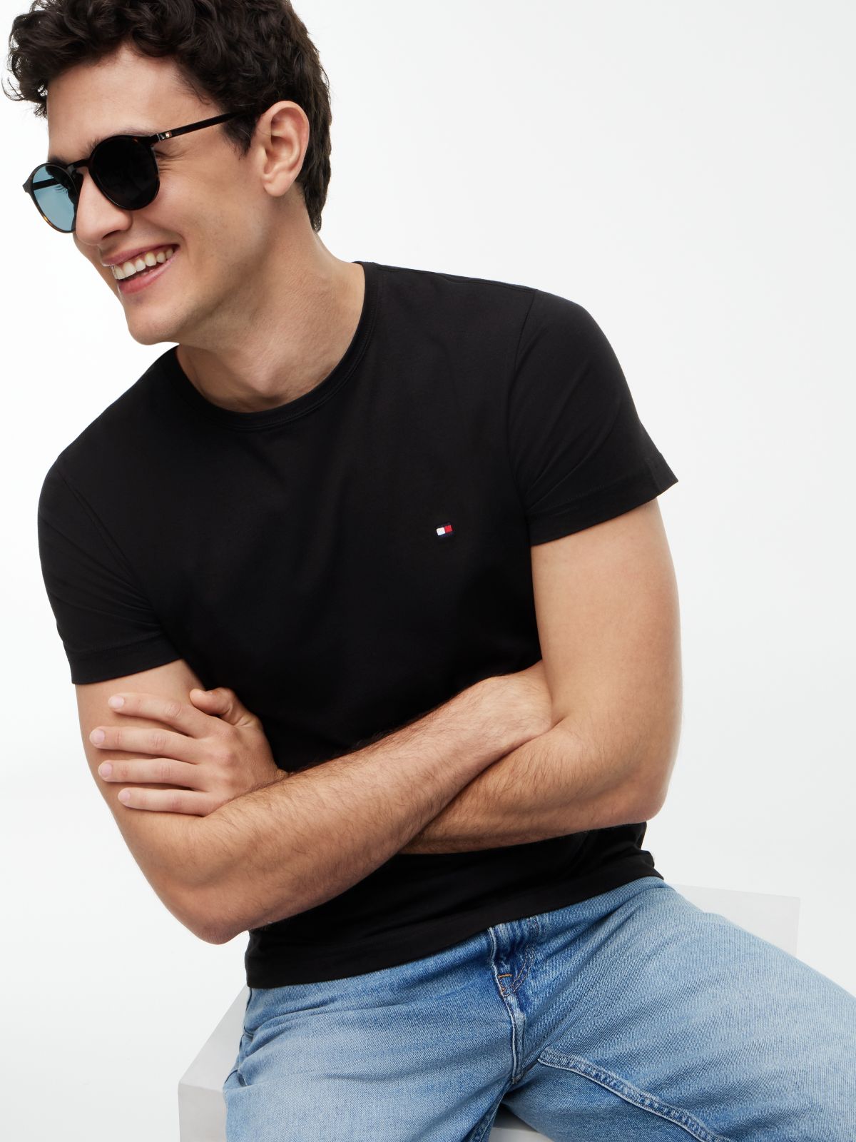 Extra Slim Fit T-Shirt — Black