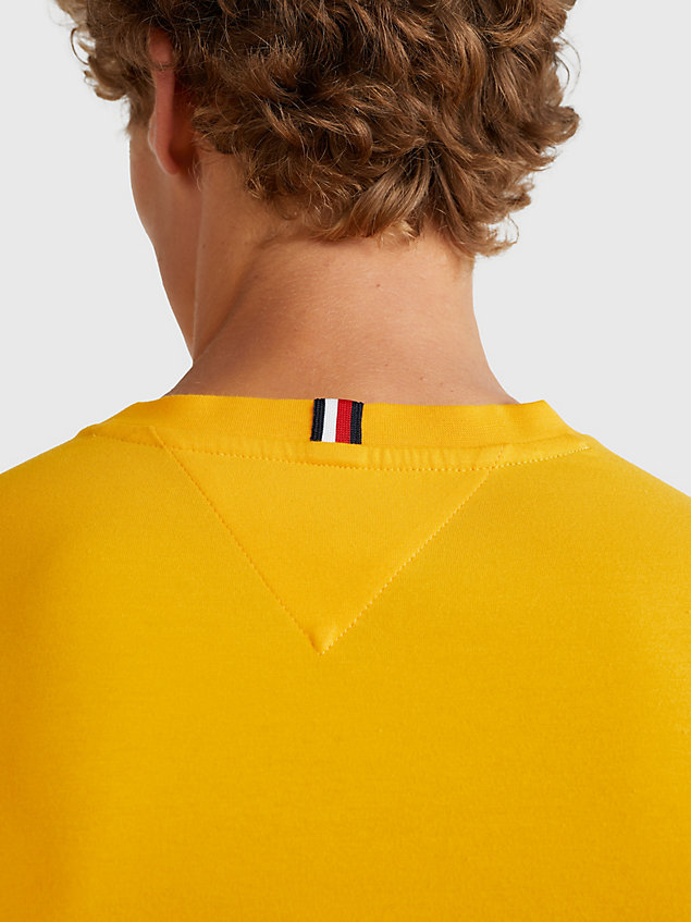 yellow sport essential t-shirt met logo voor heren - tommy hilfiger