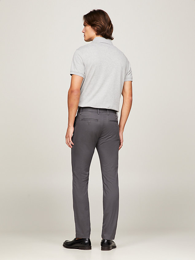 chino bleecker en coton stretch grey pour hommes tommy hilfiger