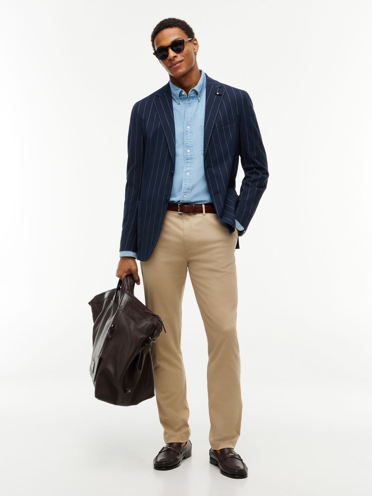 1985 Denton Slim Straight Leg Chinos — Beige