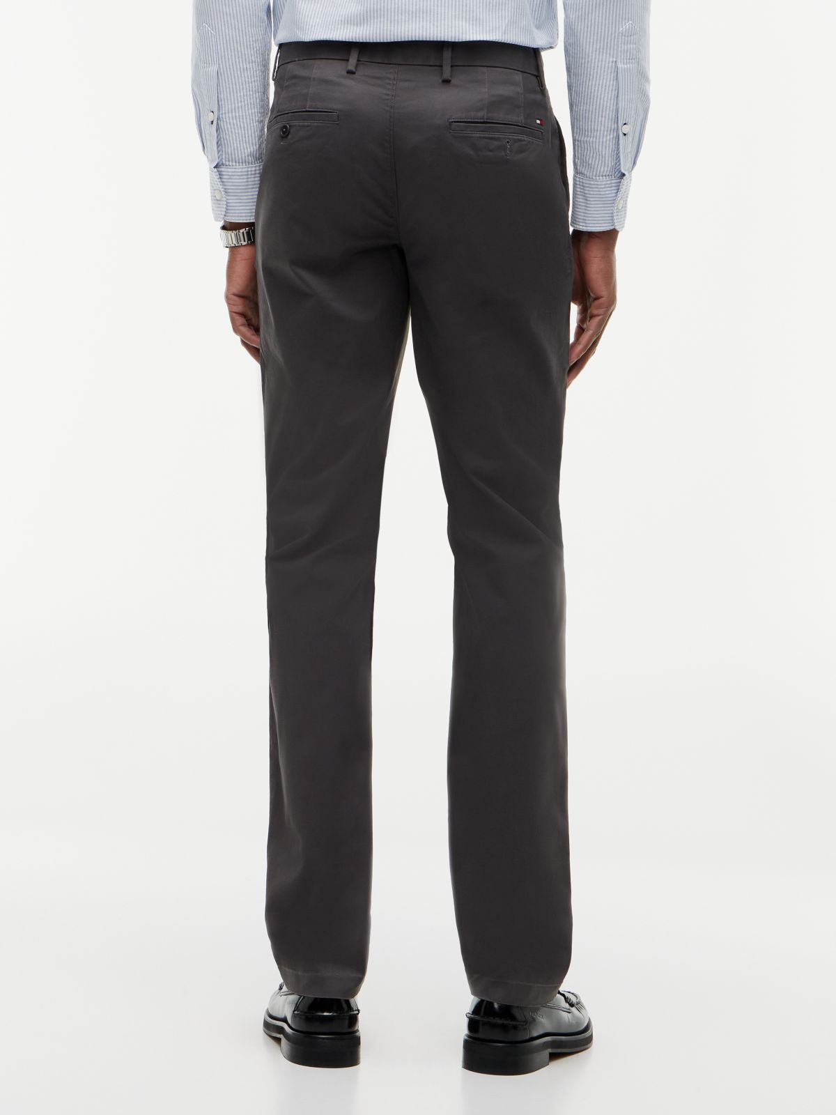 1985 Denton Slim Straight Leg Chinos — Grey