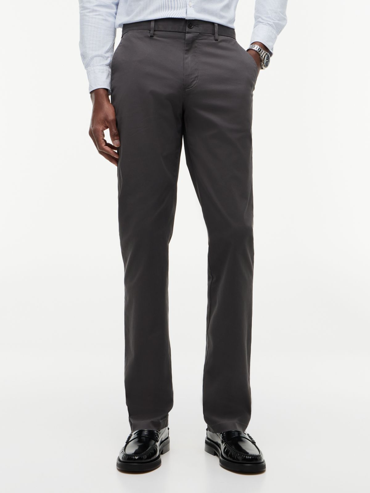 1985 Denton Slim Straight Leg Chinos — Grey