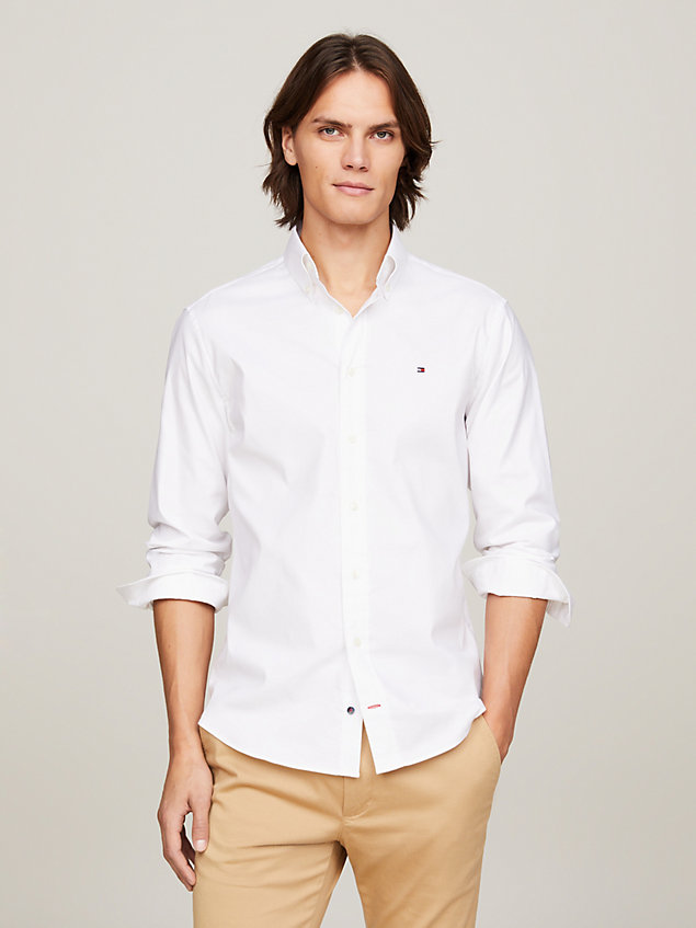 white regular fit oxford-hemd mit stretch für herren - tommy hilfiger