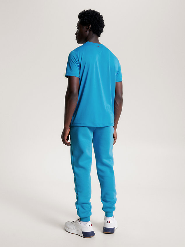 t-shirt de sport ajusté essential recyclé blue pour hommes tommy hilfiger