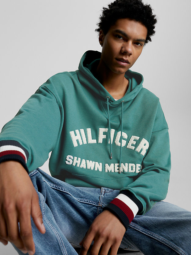 FROSTED GREEN Tommy Hilfiger x Shawn Mendes hoodie met logo voor heren TOMMY HILFIGER