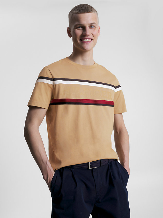 t-shirt global stripe à monotype hilfiger khaki pour hommes tommy hilfiger