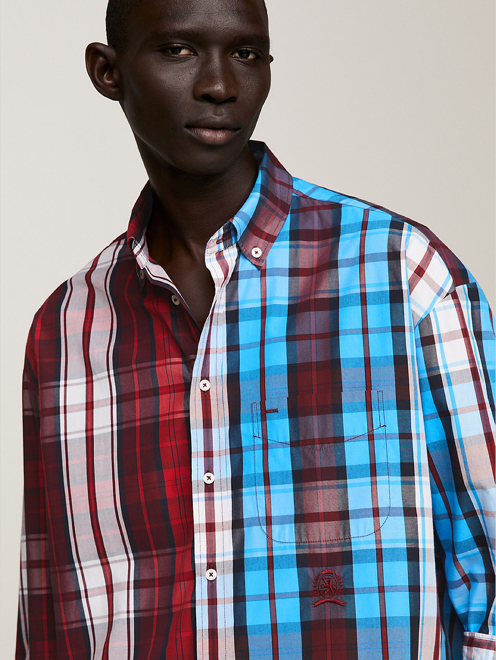 camicia bicolore classic fit dual gender con stemma red da uomo tommy hilfiger