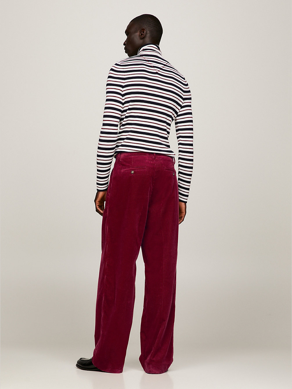 pantaloni chino relaxed fit in velluto red da uomo tommy hilfiger
