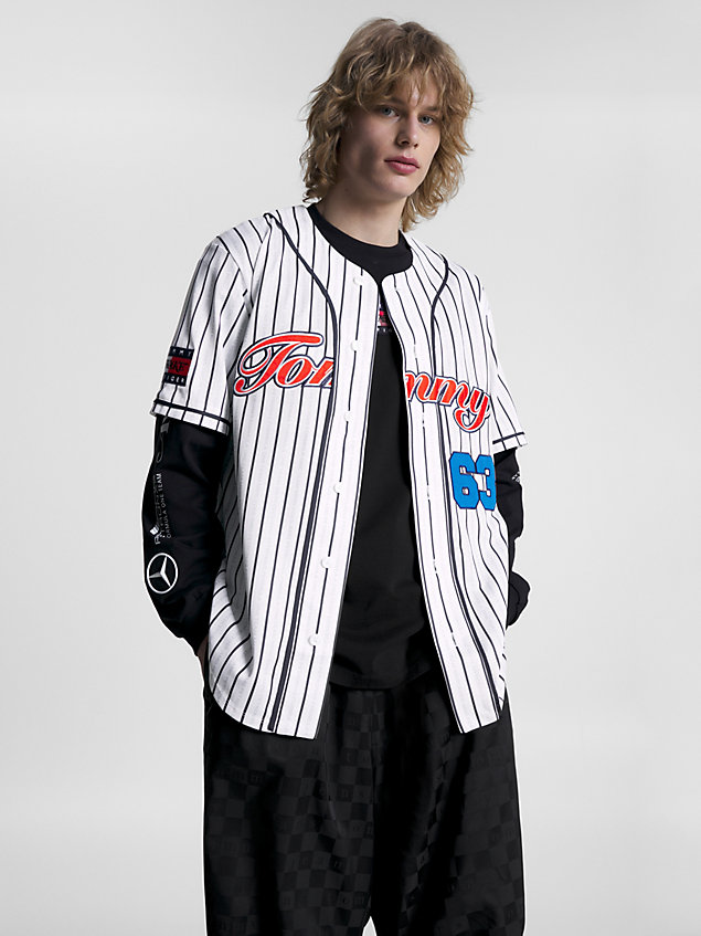 white tommy x mercedes-amg f1 x awake ny george russell baseballshirt voor heren - tommy hilfiger
