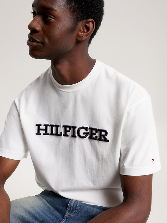 t-shirt coupe des archives à monotype hilfiger white pour hommes tommy hilfiger