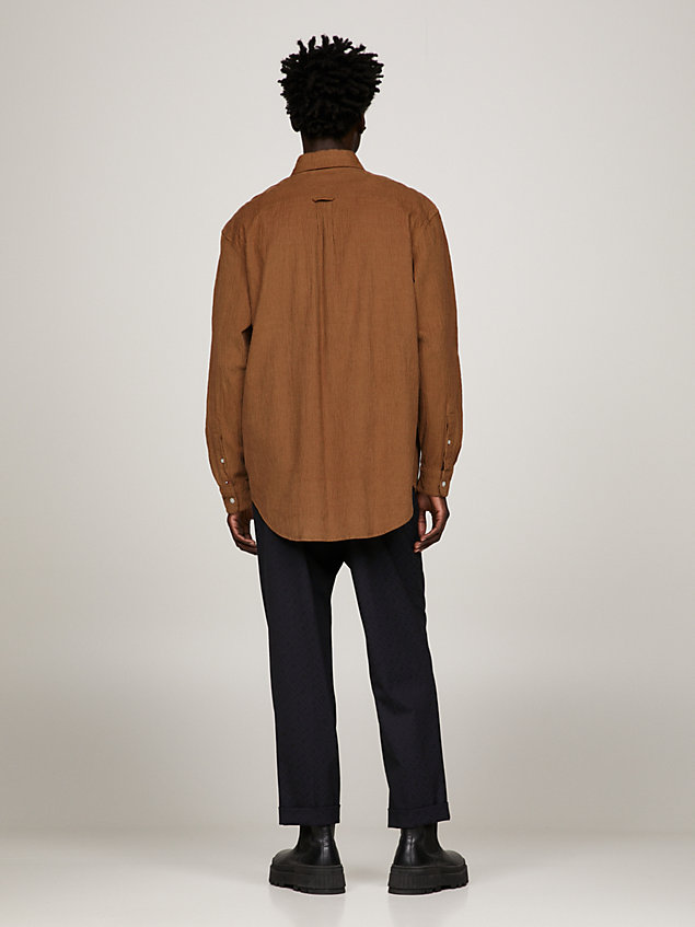 brown regular fit getextureerd corduroy overhemd voor heren - tommy hilfiger