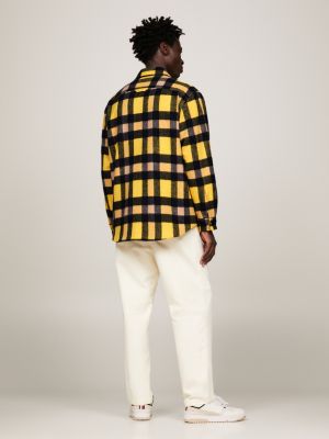 Black and yellow on sale tommy hilfiger shirt