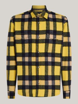 Black and yellow tommy hilfiger outlet shirt