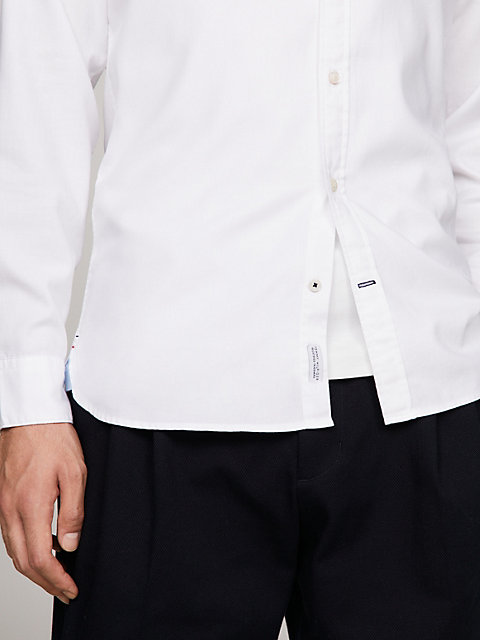white wąska koszula flex z tkaniny dobby dla mężczyźni - tommy hilfiger