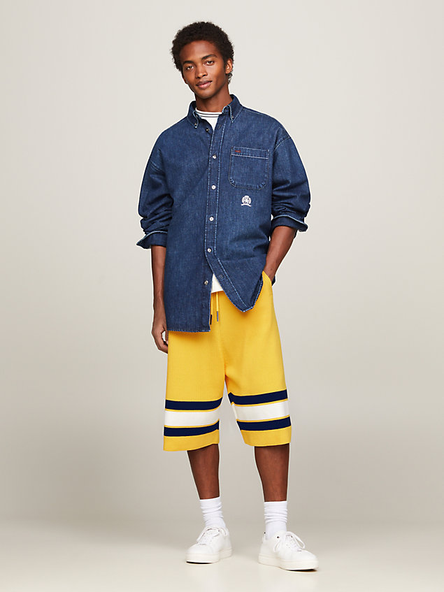 shorts relaxed fit a coste con righe e stemma yellow da uomini tommy hilfiger