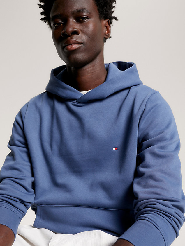blue regular fit hoodie mit flag-stickerei für herren - tommy hilfiger