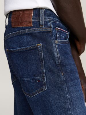 blau denton straight jeans mit fade-effekt für herren - tommy hilfiger