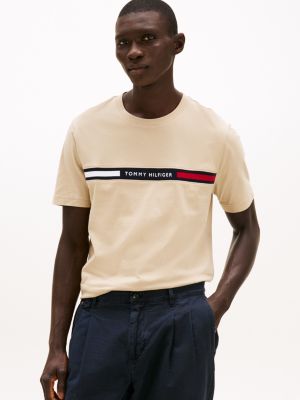 t-shirt à col ras-du-cou et logo beige pour hommes tommy hilfiger