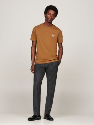 t-shirt à logo et col ras-du-cou marron pour hommes tommy hilfiger