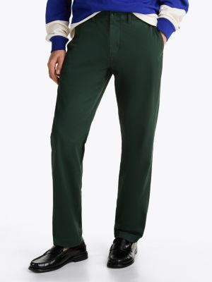 pantalón chino cónico de satén harlem verde de hombres tommy hilfiger