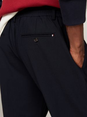 pantalón smart casual cónico con lana azul de hombres tommy hilfiger