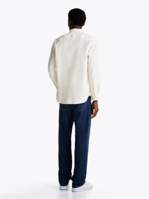 chemise coupe standard à drapeau brodé jaune pour hommes tommy hilfiger
