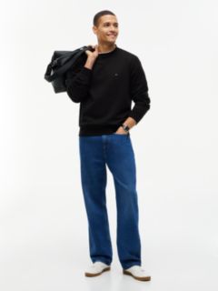 Fleece Crew Neck Sweatshirt — Black 2