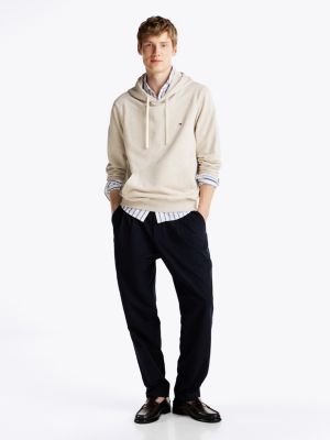 beige terry hoodie met geborduurde vlag voor heren - tommy hilfiger