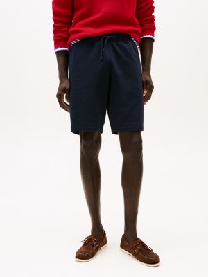 blau sweat-shorts mit aufgestickter flag für herren - tommy hilfiger