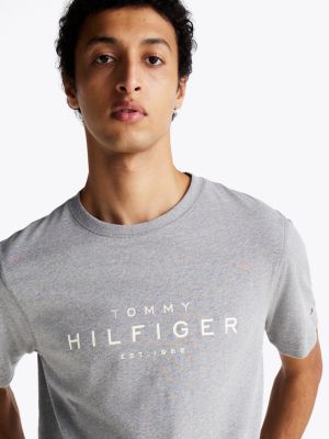 camiseta de cuello redondo con logo gris de hombres tommy hilfiger