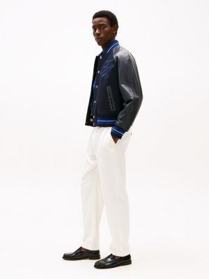 pantalón chino greenwich de pernera cónica con pinzas blanco de hombres tommy hilfiger