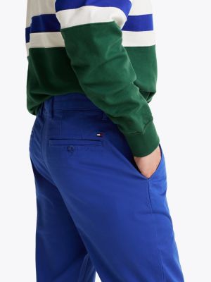 chino droit denton en satin bleu pour hommes tommy hilfiger