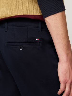 pantaloni chino denton dritti in raso blu da uomini tommy hilfiger