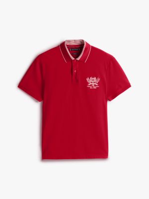 polo de corte regular con escudo th bordado roja de hombres tommy hilfiger