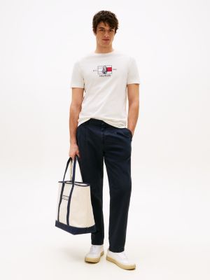 t-shirt à col ras-du-cou et logo graphique blanc pour hommes tommy hilfiger