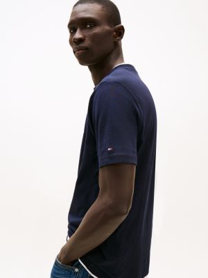 blue rundhals-t-shirt mit logo für herren - tommy hilfiger