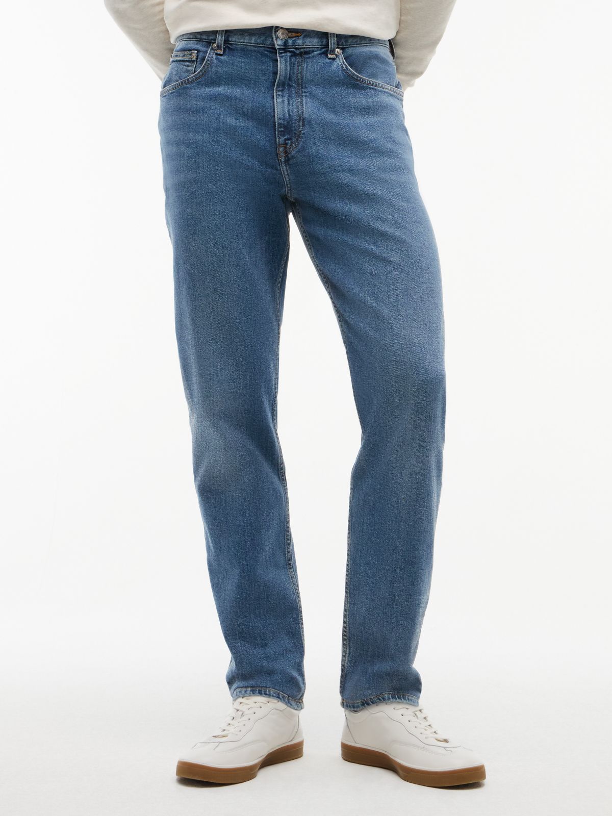 Harlem Regular Tapered Faded Jeans — Blue