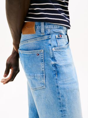 blauw brooklyn slim fit denim short met whiskers voor heren - tommy hilfiger