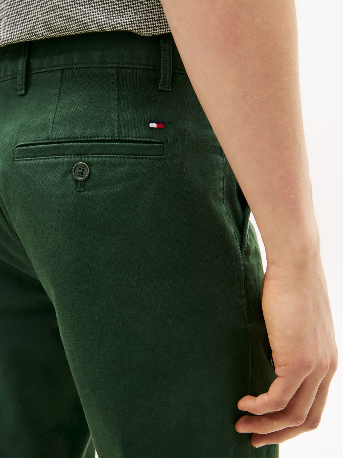 Denton Slim Straight Leg Twill Chinos — Green