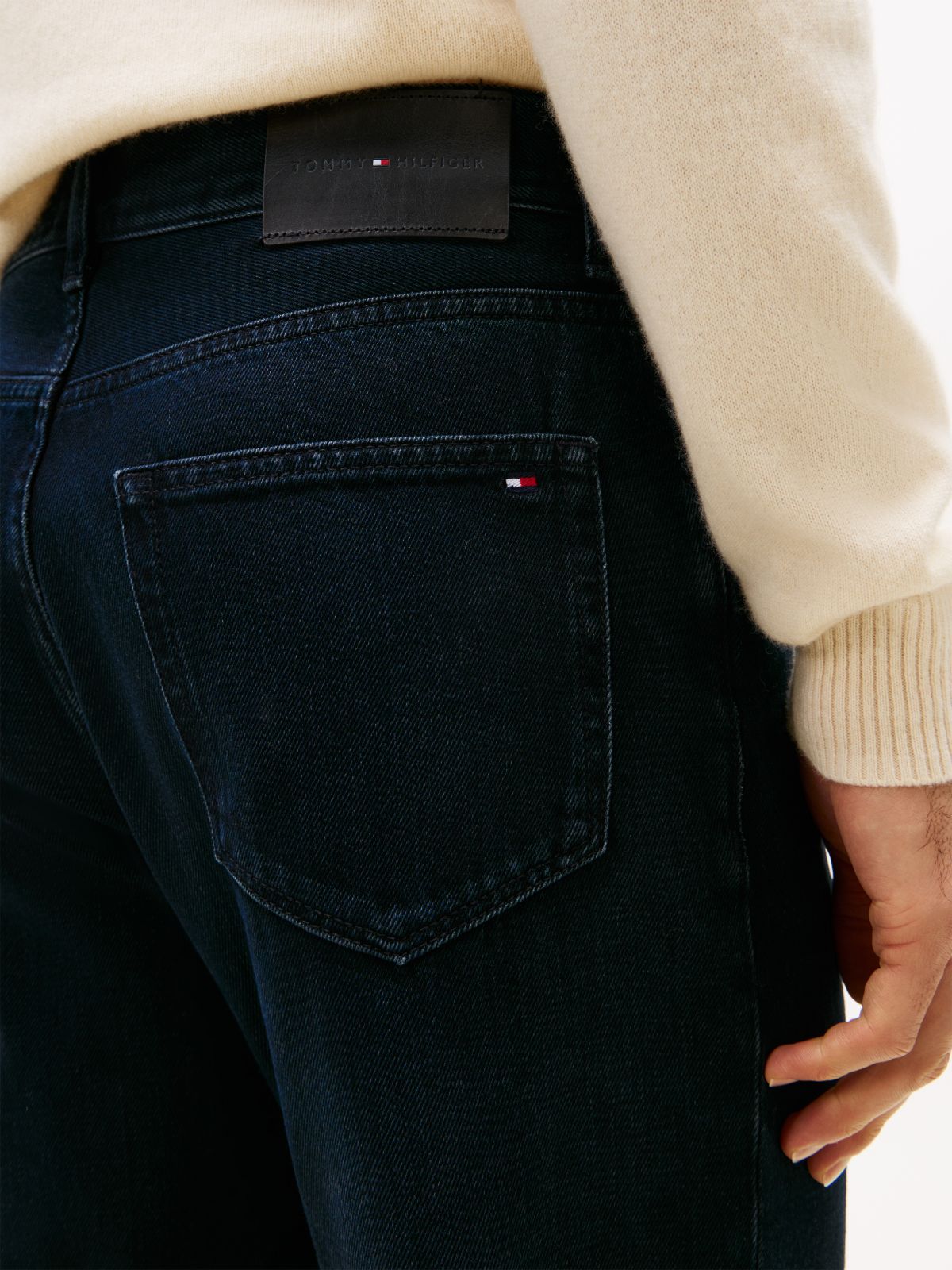 Harlem Tapered Jeans — Black